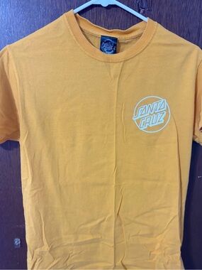 Santa Cruz Yellow tee